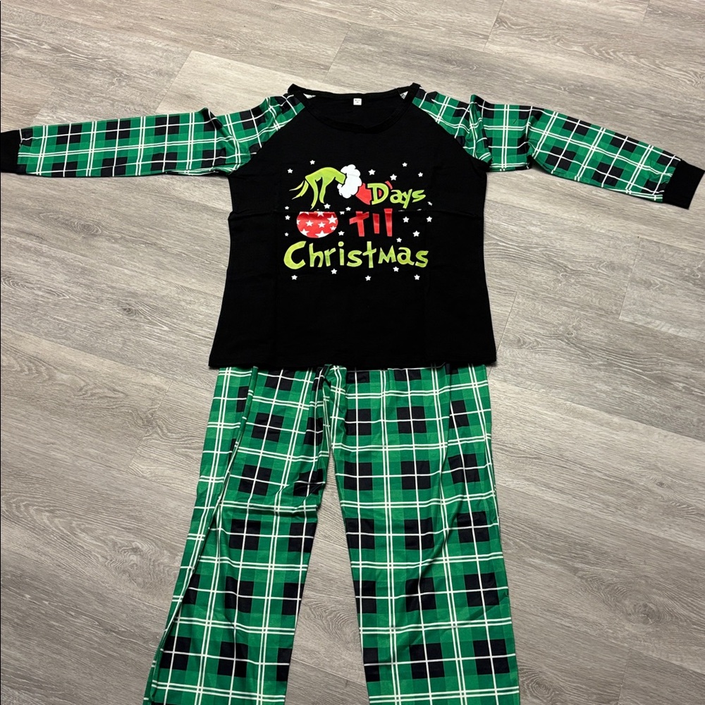 Green Plaid Christmas Pajama Set